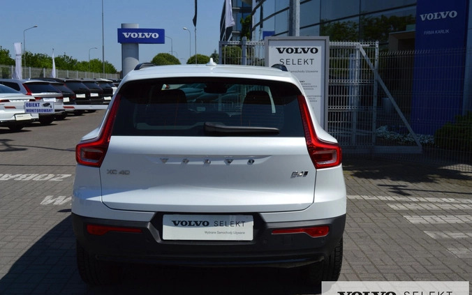 Volvo XC 40 cena 189900 przebieg: 9881, rok produkcji 2023 z Poznań małe 301